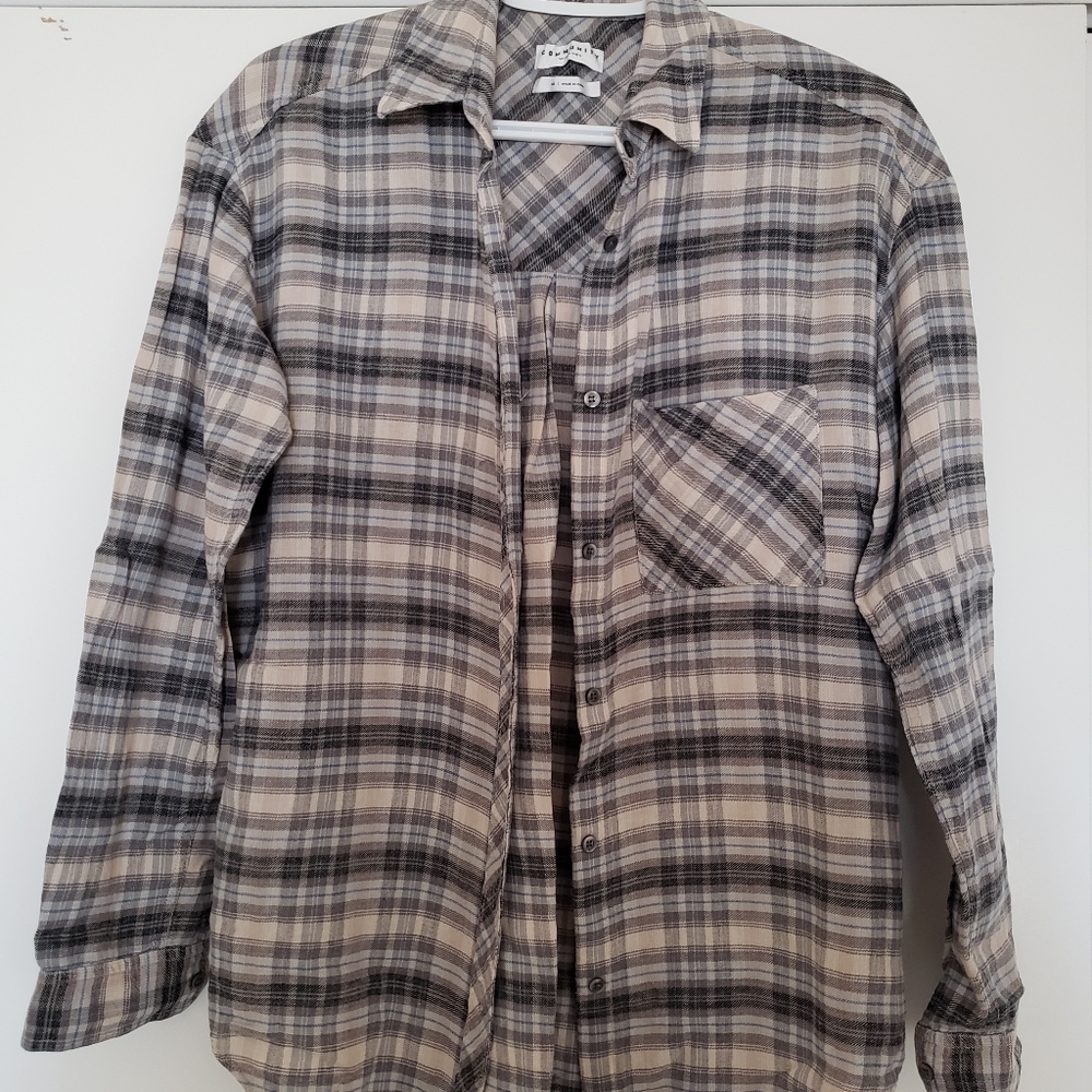 Aritzia Community shirt